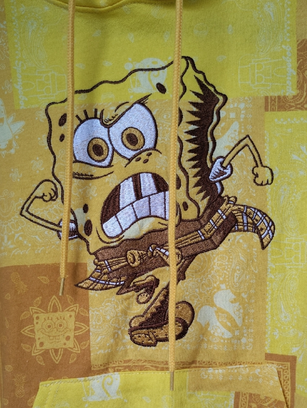Yellow SpongeBob Graphic Hoodie Sweatshirt - Men - Picture 3 of 6